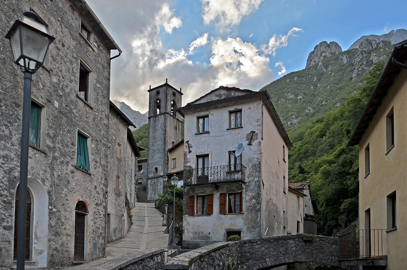 Garfagnana, Toscane, Itali; Garfagnana, Tuscany, Italy